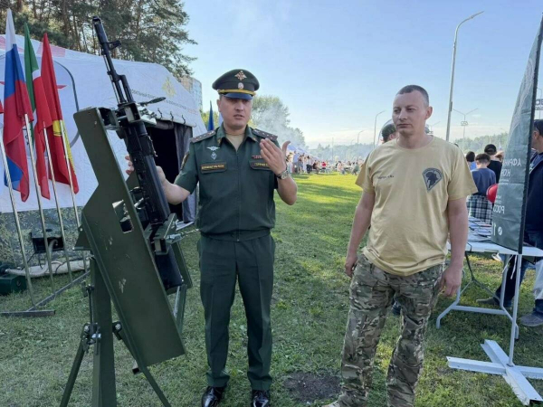 В Челнах развернули мобильный пункт отбора на военную службу по контракту