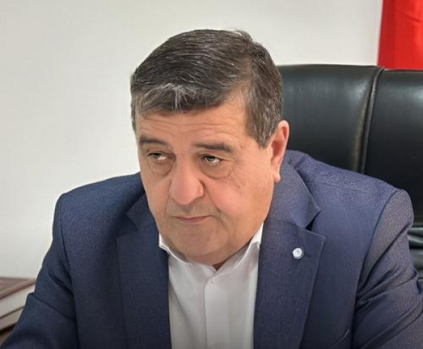 Глава Малгобека отправлен в отставку после присвоения себе классных чинов