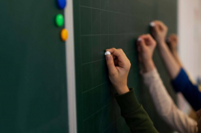 С сентября 2026 года обществознание будет только в 9&ndash;11-х