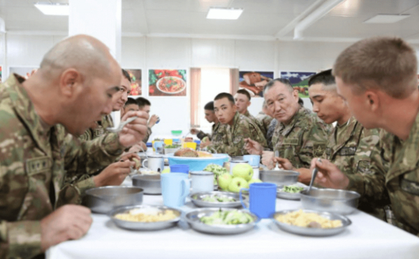 Министр обороны без предупреждения нагрянул в воинскую часть