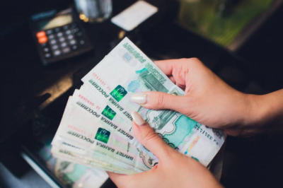 Спрос на рубли в Казахстане установил антирекорд