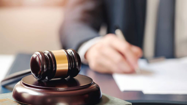 Певца Жугунусова будут судить после слов о жертве домогательств в мечети