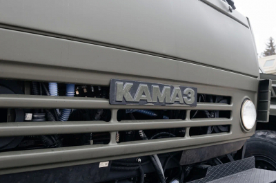 В Сибири протестировали электрический мусоровоз КАМАЗ