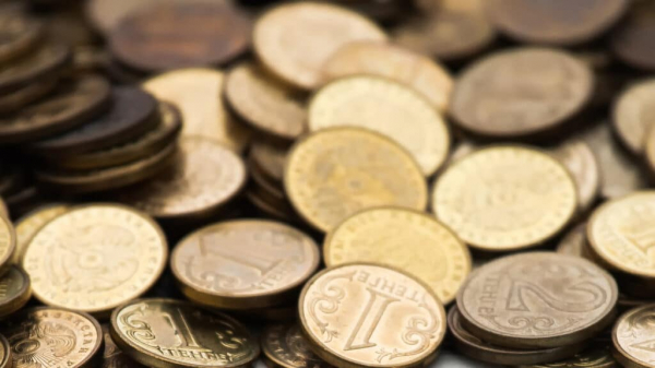 Нацбанк не будет тратить деньги на монеты в 1 и 2 тенге
