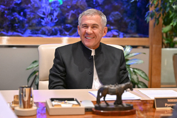 Рустам Минниханов встретился с министром энергетики Таджикистана Далером Джумой