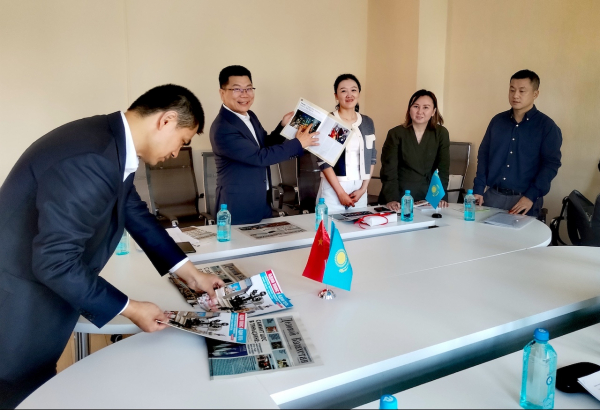 Объединяя журналистские перья