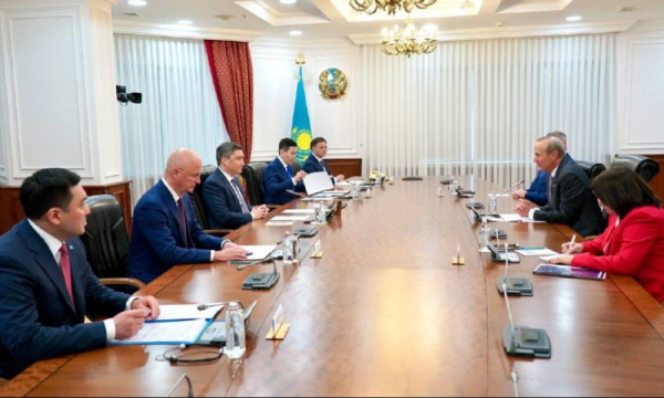 Бектенов обсудил с главой Chevron вопросы создания промышленного кластера вокруг Тенгиза