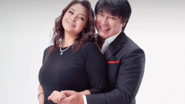 "Влюбленными глазами смотрит": Беркут и Аиша в национальных костюмах восхитили Казнет