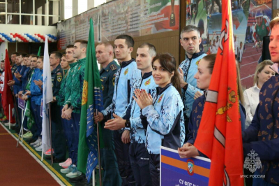Всероссийские соревнования по пожарно-спасательному спорту стартовали в Казани