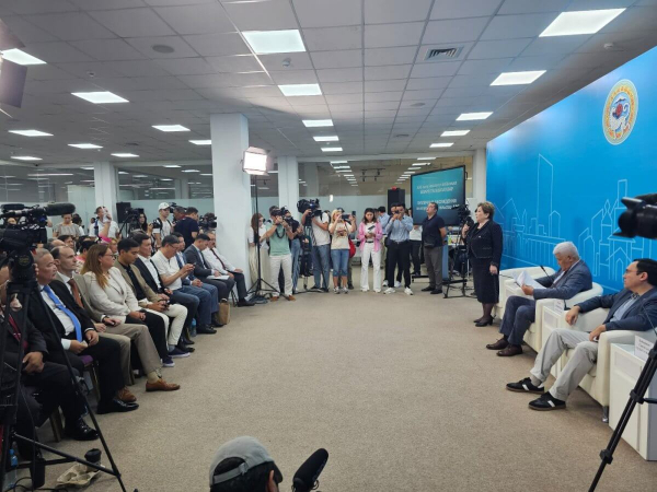 Строительство АЭС обсуждают на общественных слушаниях в Алматы