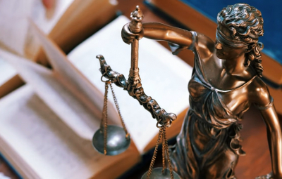 Получение лицензий адвокатов и нотариусов упростили в Казахстане