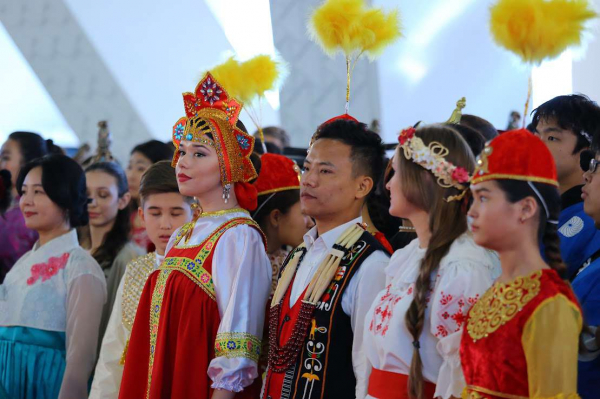 Казахстан придает особое значение дружбе с соседями - Президент