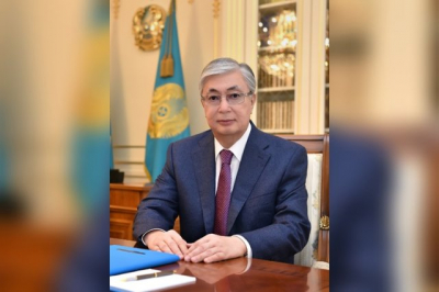 Токаев дал поручения акимам по дорогам и благоустройству