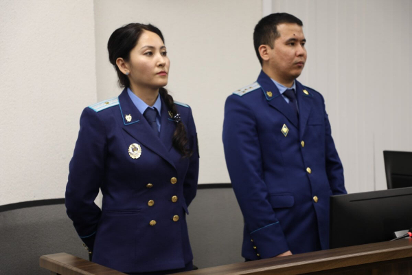 &laquo;Ты всем поверил, но не мне&raquo;: прокурор зачитала заметки погибшей Нукеновой (ВИДЕО)