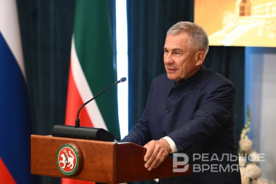 Минниханов и Нурмухамбетов открыли бюст Тукаю в Петропавловске