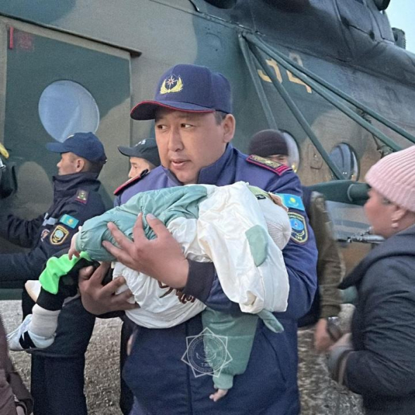 Паводки в РК: в регионы доставлено 1 400 тонн гуманитарной помощи