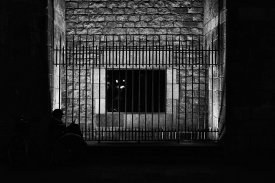 В Нидерландах пару осудят за систематическое насилие над чужими детьми