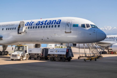 Самолет Air Astana совершил вынужденную посадку в аэропорту Баку