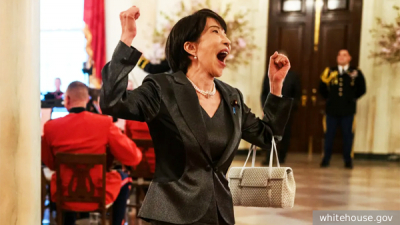 Китай анонсировал выпуск нейрочипа для помощи парализованным