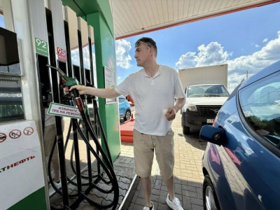 В Челнах нет топливного кризиса, но очереди на заправках есть