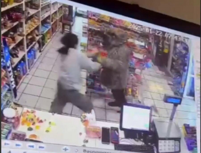 В Сарани грабитель с ножом напал на продавщицу магазина &nbsp;&nbsp;Дополнено