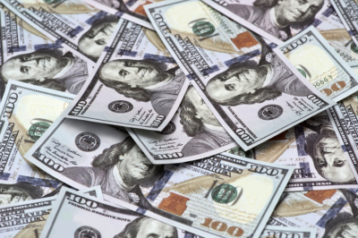 В Москве подросток выбросил $40 тыс. под давлением мошенников